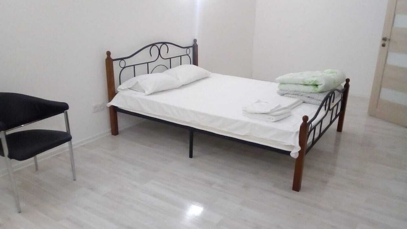 Imagen de la habitación del Hotel Day-Night. Foto 8