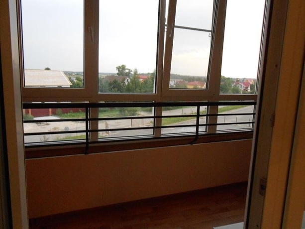 Imagen de la habitación del Hotel Day-Night. Foto 18