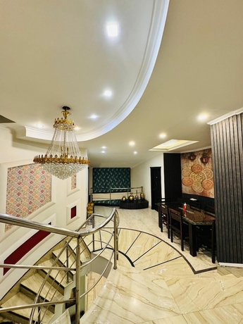 Imagen de la habitación del Hotel Dayal Regency. Foto 1
