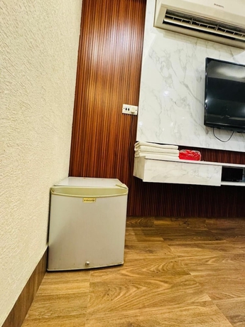 Imagen de la habitación del Hotel Dayal Regency. Foto 4