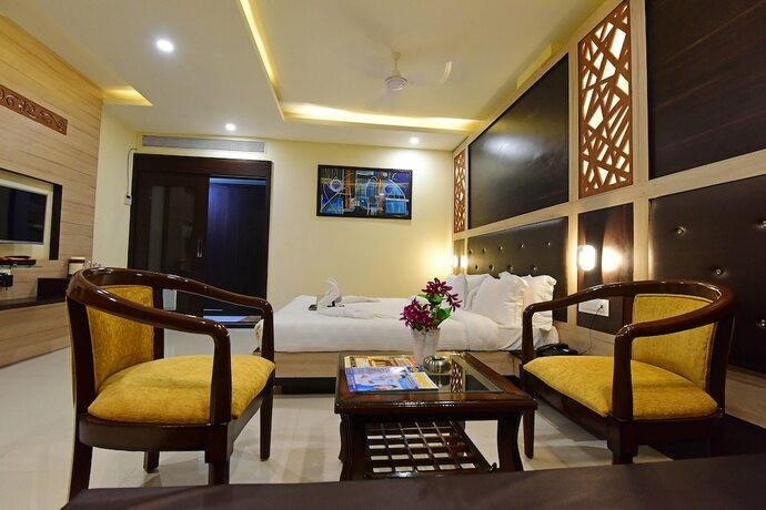 Imagen general del Hotel Dayal Shree Paradise. Foto 13