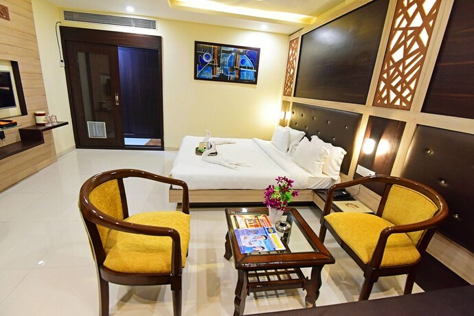 Imagen de la habitación del Hotel Dayal Shree Paradise. Foto 16