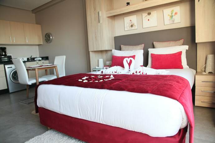 Imagen general del Hotel Dayet Ifrah by Rent Inn. Foto 9