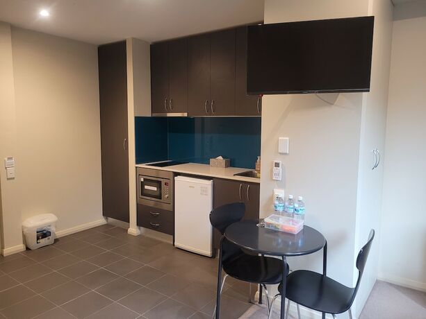 Imagen general del Hotel Dayman Apartments. Foto 15