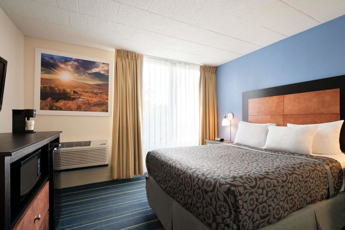 Imagen de la habitación del Hotel Days By Wyndham Allentown Airport / Lehigh Valley. Foto 3