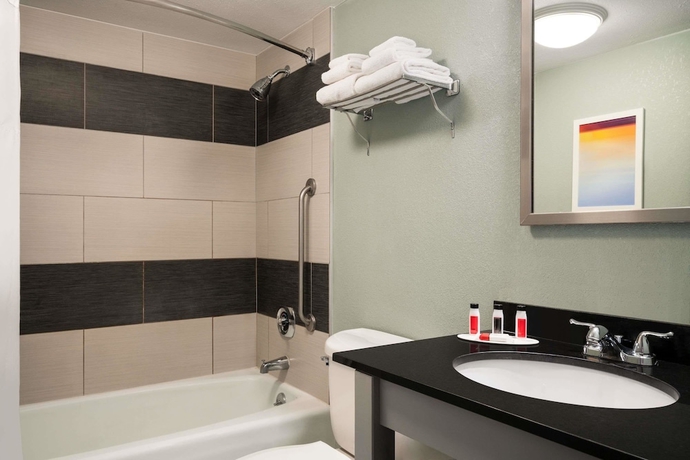 Imagen de la habitación del Hotel Days By Wyndham Allentown Airport / Lehigh Valley. Foto 8