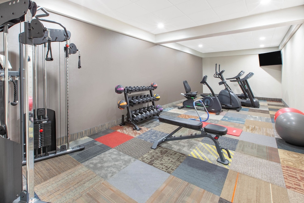 Imagen de los interiores del Hotel Days By Wyndham Grand Rapids Near Downtown. Foto 9