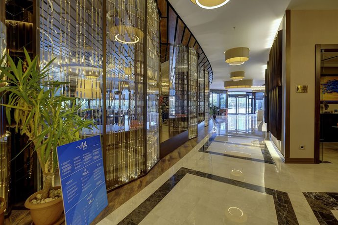 Imagen de los interiores del Hotel Days By Wyndham Istanbul Maltepe. Foto 12
