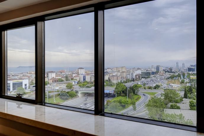 Imagen de los exteriores del Hotel Days By Wyndham Istanbul Maltepe. Foto 11