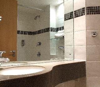 Imagen de la habitación del Hotel Days Derby. Foto 5