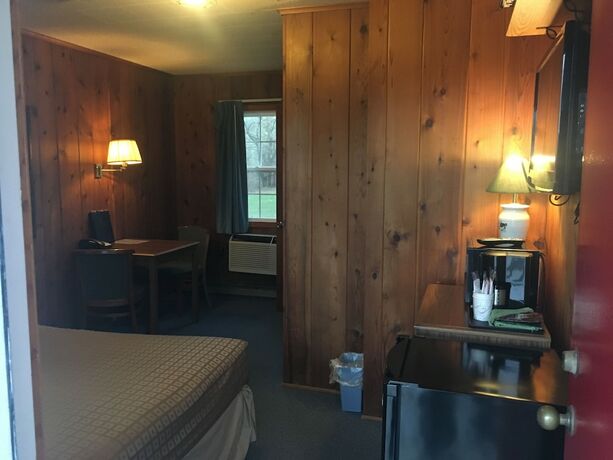 Imagen general del Hotel Day\'s End Motel. Foto 9