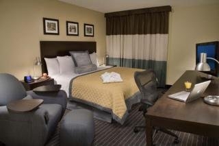Imagen de la habitación del Hotel Days Hotel & Conference Center Toronto Don Valley. Foto 6