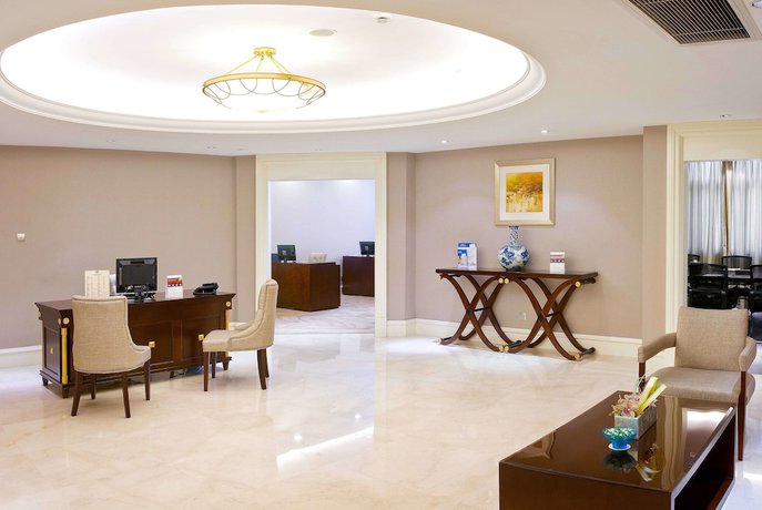 Imagen de los interiores del Hotel Days Hotel & Suites by Wyndham Fudu Changzhou. Foto 4