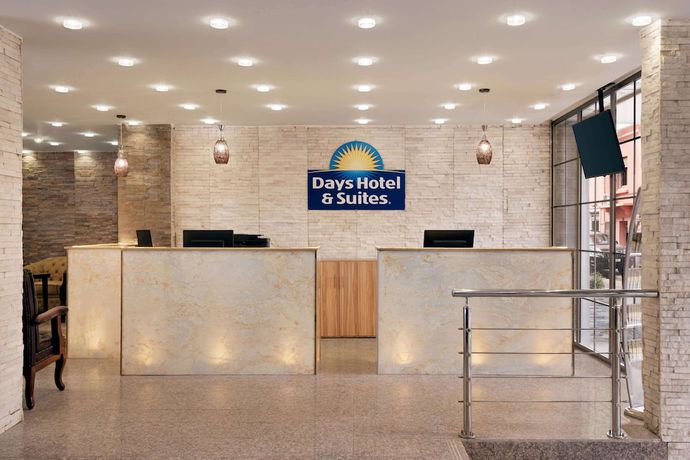 Imagen de los interiores del Hotel Days Hotel and Suites Dakar. Foto 19