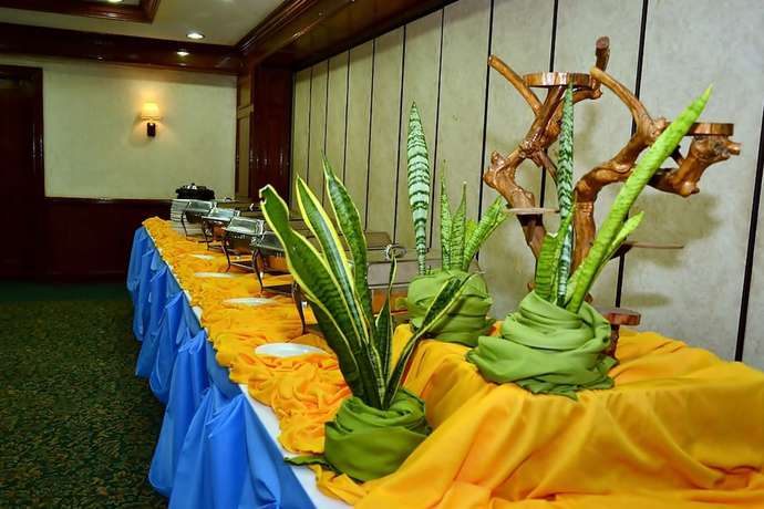 Imagen del bar/restaurante del Hotel Days Hotel by Wyndham Batangas. Foto 2