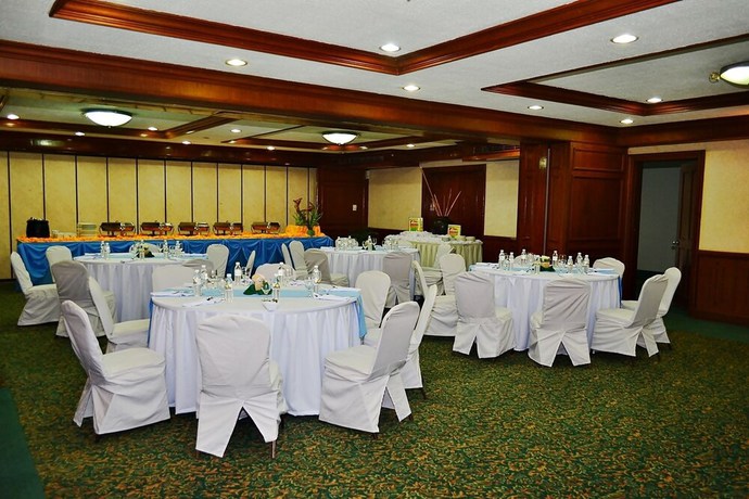Imagen de los interiores del Hotel Days Hotel by Wyndham Batangas. Foto 9