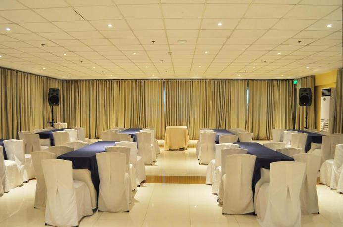 Imagen de los interiores del Hotel Days Hotel by Wyndham Iloilo. Foto 11