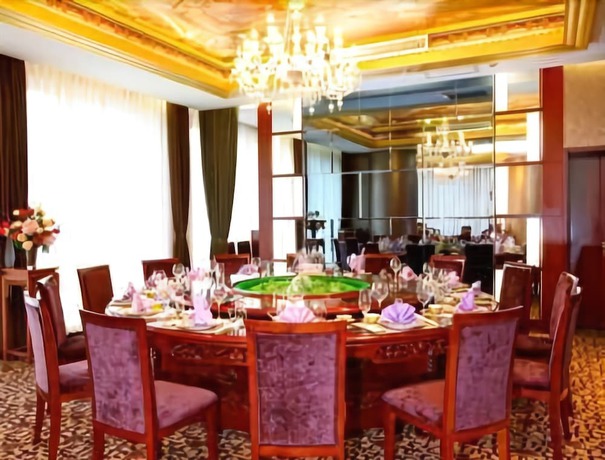 Imagen del bar/restaurante del Hotel Days Hotel by Wyndham Lu'an Taiyuan. Foto 6