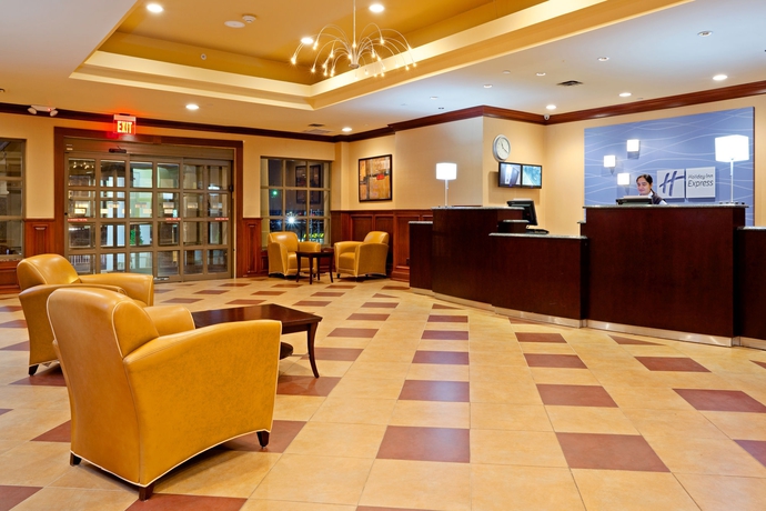 Imagen de los interiores del Hotel Days Hotel by Wyndham North Bergen /NYC Area. Foto 13
