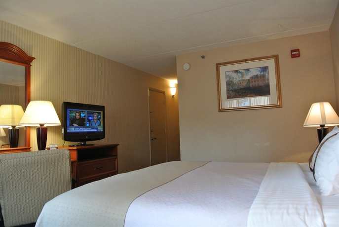 Imagen de la habitación del Hotel Days Hotel by Wyndham Williamsburg I-64. Foto 7