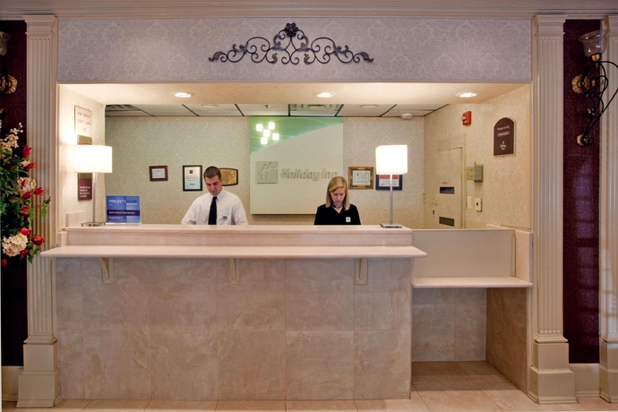 Imagen de los interiores del Hotel Days Hotel by Wyndham Williamsburg I-64. Foto 11