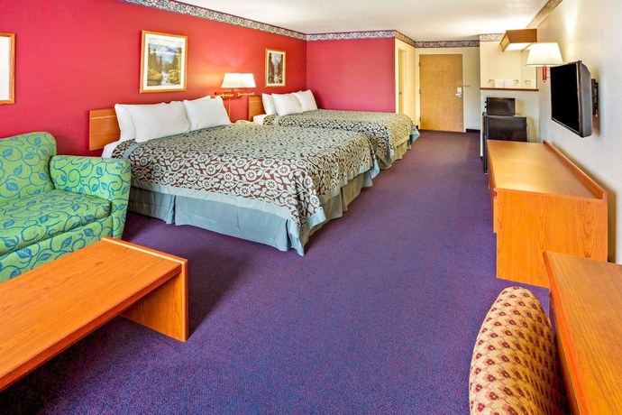 Imagen de la habitación del Hotel Days Inn And Suites By Wyndham Gresham. Foto 4