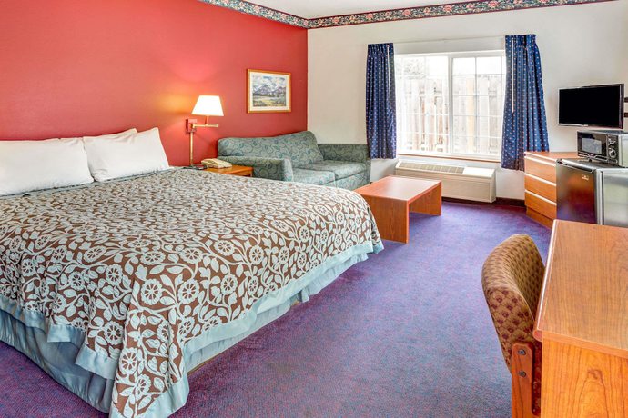 Imagen de la habitación del Hotel Days Inn And Suites By Wyndham Gresham. Foto 7