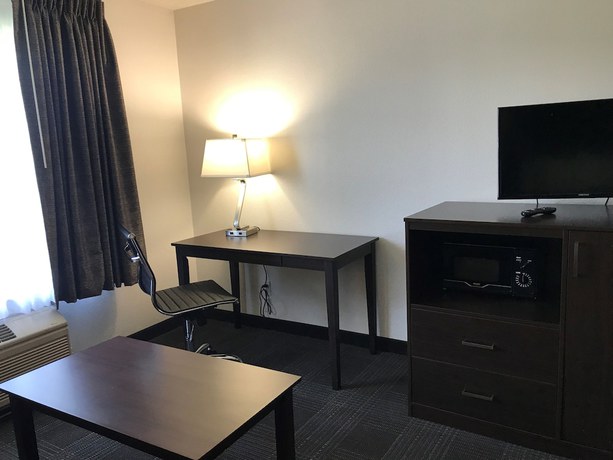 Imagen de la habitación del Hotel Days Inn And Suites By Wyndham Gresham. Foto 8