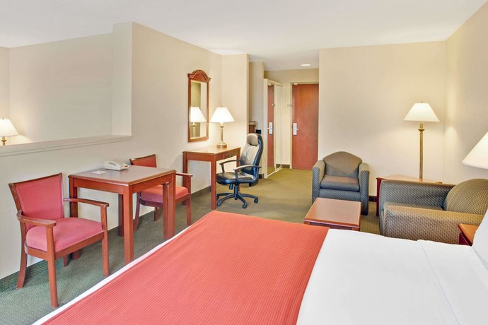 Imagen de la habitación del Hotel Days Inn And Suites By Wyndham Laurel Near Fort Meade. Foto 4