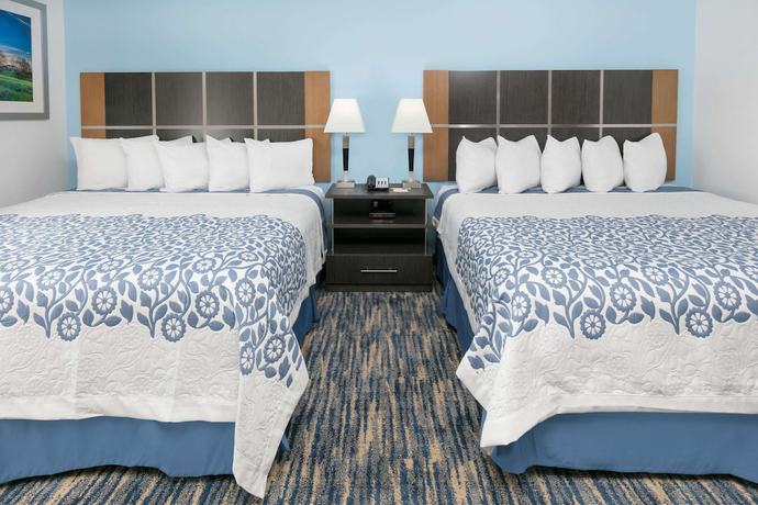 Imagen de la habitación del Hotel Days Inn And Suites By Wyndham Lubbock Medical Center. Foto 6