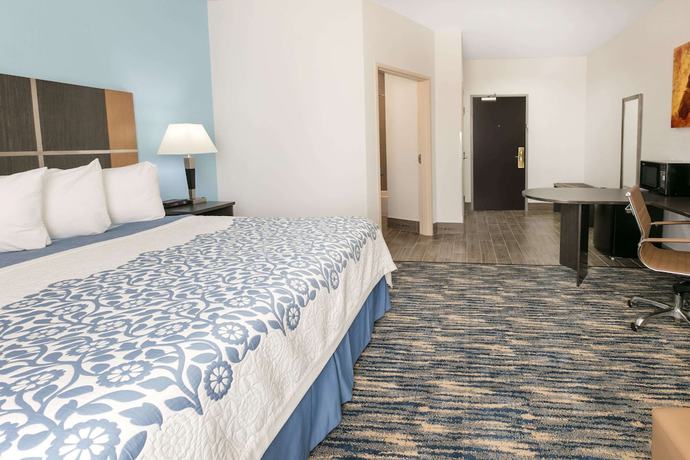 Imagen de la habitación del Hotel Days Inn And Suites By Wyndham Lubbock Medical Center. Foto 12