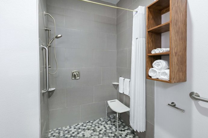 Imagen de la habitación del Hotel Days Inn And Suites By Wyndham Lubbock Medical Center. Foto 13