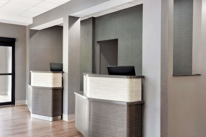 Imagen de los interiores del Hotel Days Inn And Suites By Wyndham Murfreesboro. Foto 17
