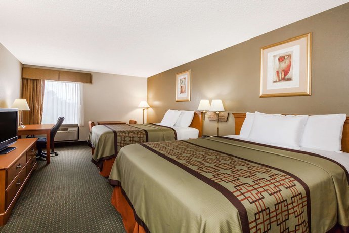 Imagen de la habitación del Hotel Days Inn And Suites By Wyndham New Iberia. Foto 3