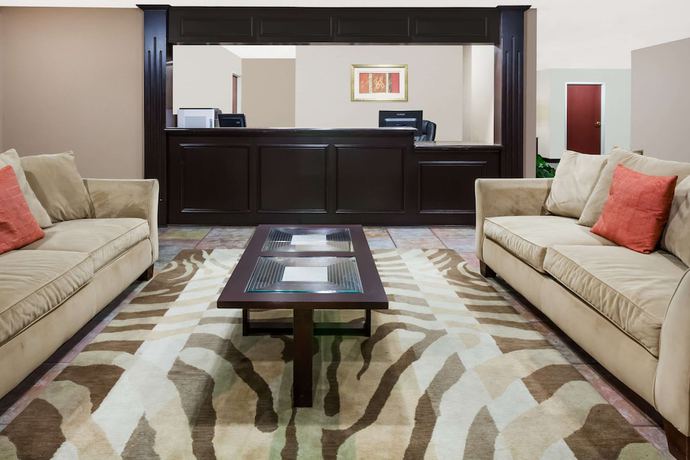 Imagen de los interiores del Hotel Days Inn And Suites By Wyndham New Iberia. Foto 12