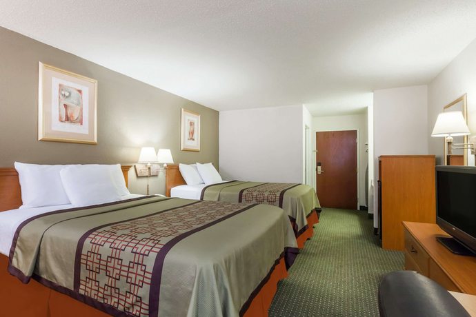 Imagen de la habitación del Hotel Days Inn And Suites By Wyndham New Iberia. Foto 5