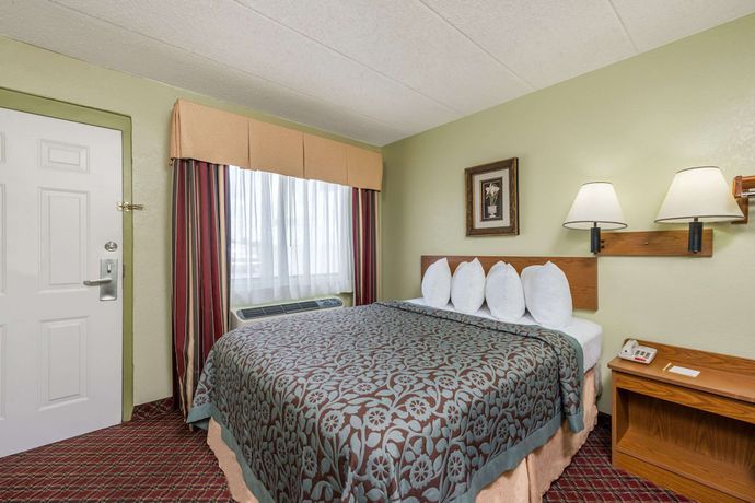 Imagen de la habitación del Hotel Days Inn And Suites By Wyndham Springfield On I-44. Foto 5