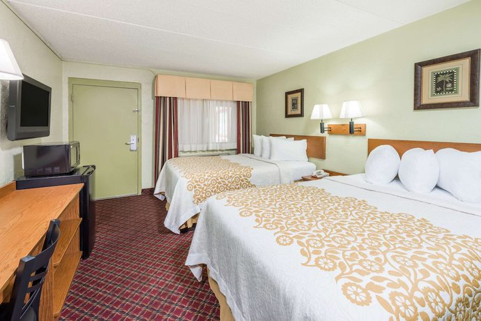 Imagen de la habitación del Hotel Days Inn And Suites By Wyndham Springfield On I-44. Foto 9