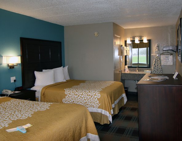 Imagen de la habitación del Hotel Days Inn And Suites By Wyndham Springfield On I-44. Foto 16