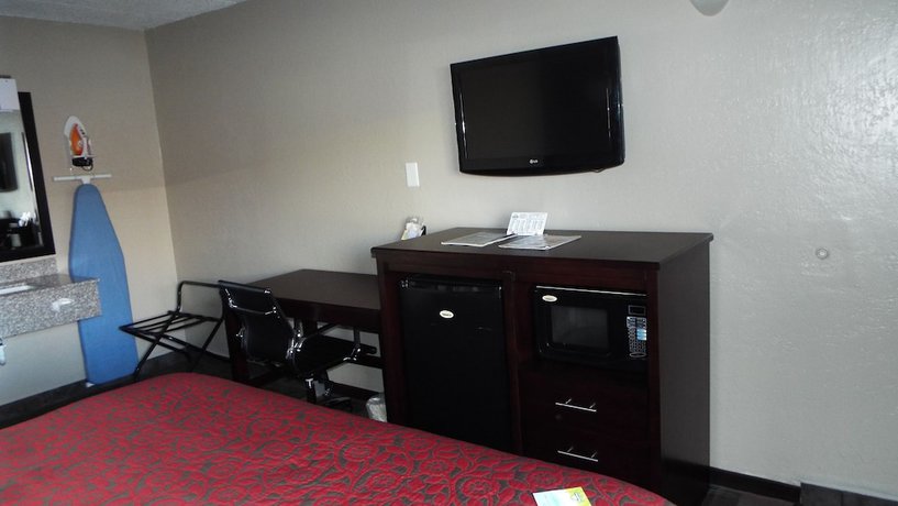 Imagen de la habitación del Hotel Days Inn And Suites By Wyndham Springfield On I-44. Foto 19