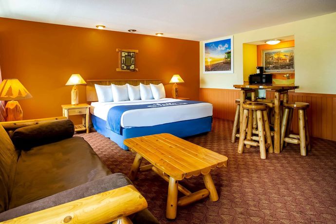 Imagen general del Hotel Days Inn And Suites By Wyndham Stevens Point. Foto 1