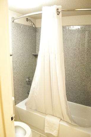 Imagen de la habitación del Hotel Days Inn And Suites Lancaster. Foto 8