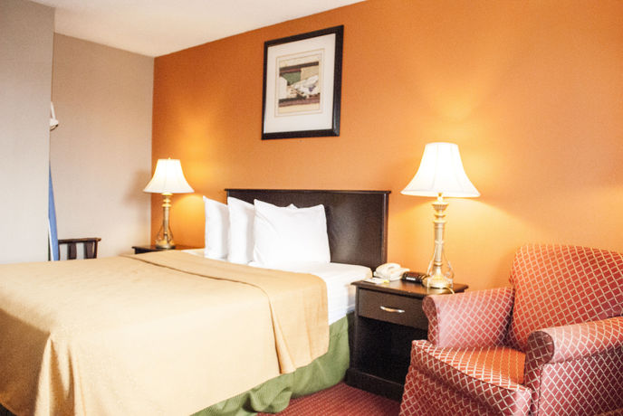 Imagen de la habitación del Hotel Days Inn And Suites Lancaster. Foto 9