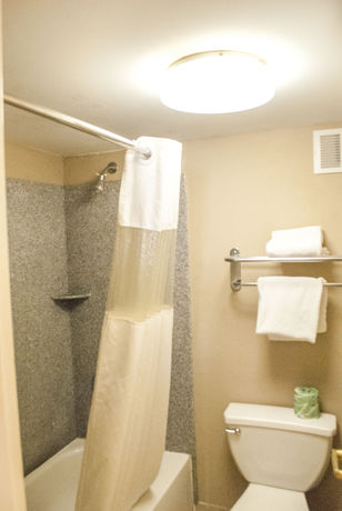 Imagen general del Hotel Days Inn And Suites Lancaster. Foto 3