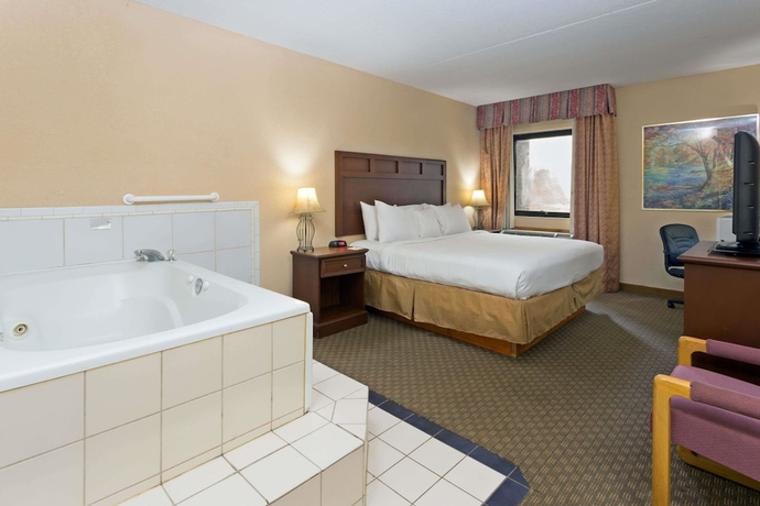 Imagen de la habitación del Hotel Days Inn And Suites Northwest Indianapolis. Foto 13