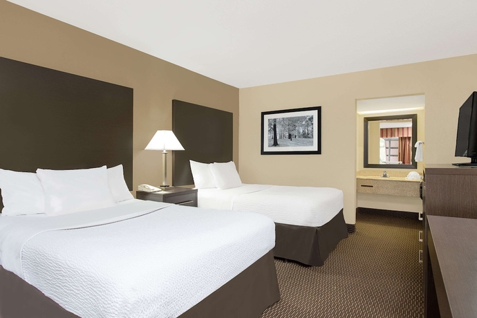Imagen de la habitación del Hotel Days Inn Asheville. Foto 3