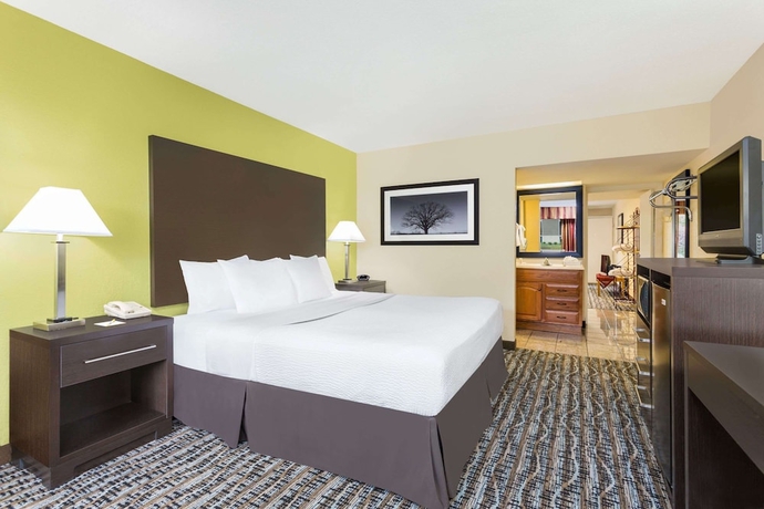 Imagen de la habitación del Hotel Days Inn Asheville. Foto 11