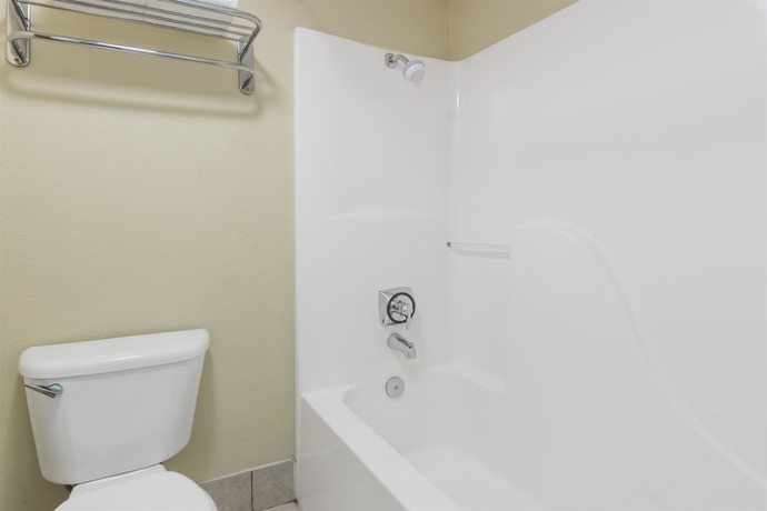 Imagen de la habitación del Hotel Days Inn Austin South. Foto 6