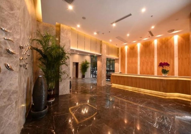 Imagen de los interiores del Hotel Days Inn Business Place Bagu Chongqing. Foto 19