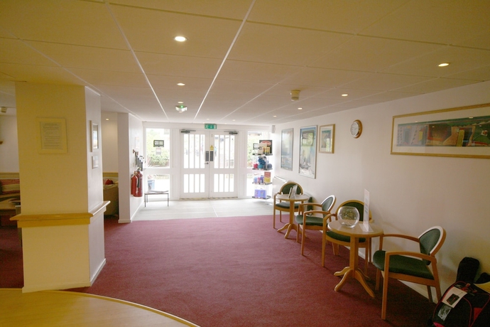 Imagen de los interiores del Hotel Days Inn By Wyndham Abington M74. Foto 17